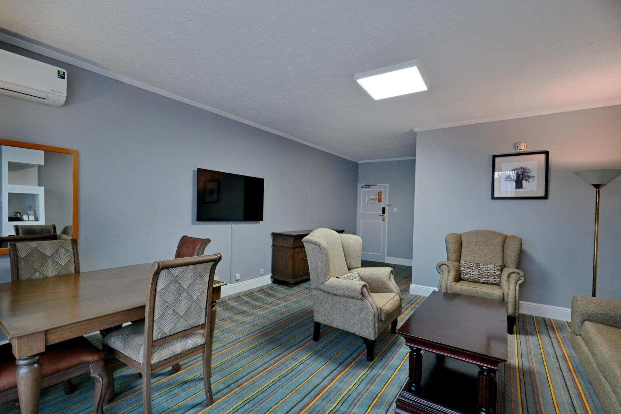 Holiday Inn - Bulawayo By Ihg Extérieur photo